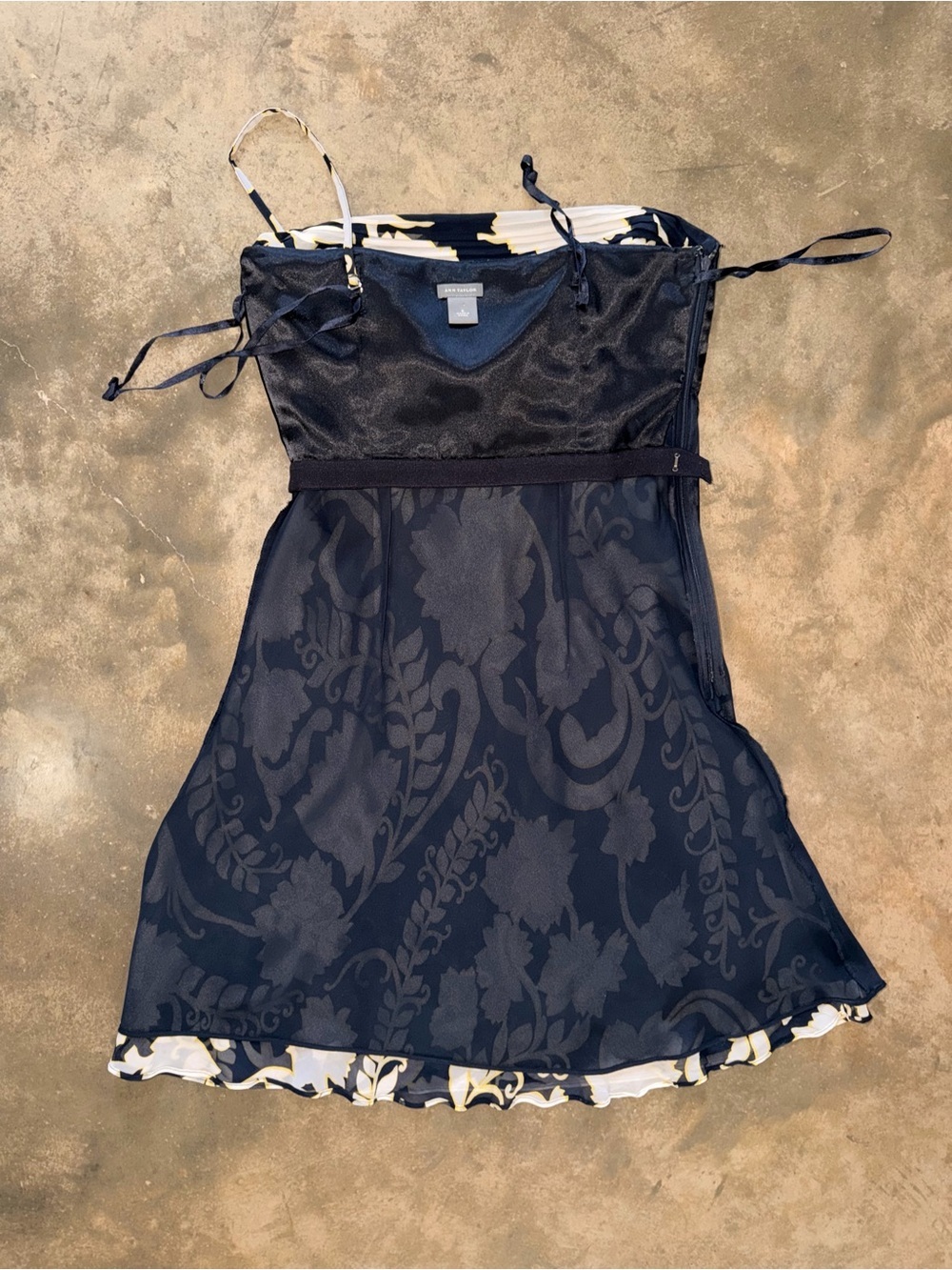 Ann Taylor 100% Silk Strapless Floral Dress Black Ivory Size 6 - Picture 6 of 9